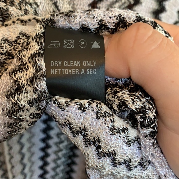 💕x2HP💕Missoni black and white fringe caftan poncho zig zag chevron print top - Picture 11 of 11